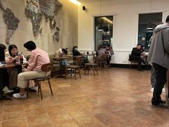 大堂-星巴克臻选(广州沙面店)