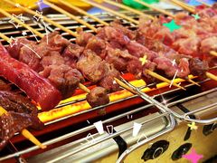-哈尔滨小酒馆·鲜肉现穿自助烧烤(康新花园店)