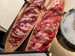 -左庭右院鲜牛肉火锅(金山万达店)