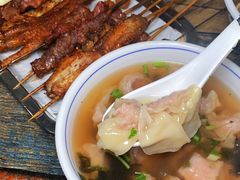 -老谢野馄饨(延安路店)