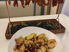 -品海楼·大连海胆锅贴馆(东港店)