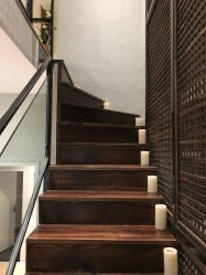 点击看大图 楼梯-香秀空间科技抗衰·美容中心