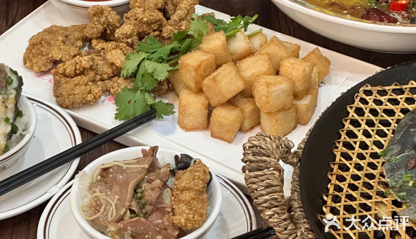 晋江！本地人都推荐的大排档。z