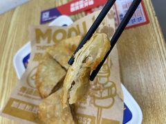 -魔都三兄弟酸辣粉·蘸卤炸串(虹桥万科店)