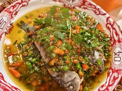 -牟记江湖重庆地标特色菜鱼蛋海鲜无刺鲫鱼(巴南区黑金冠十多年好店)