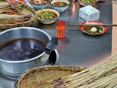 -咏勝锑锅麻辣烫(净居寺路总店)