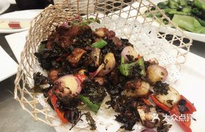 Tea-Braised Spare Ribs