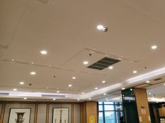 -金时代顺风大酒店(临港百联店)