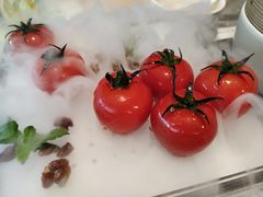 番茄脆菇沙拉-小大董·烤鸭(观景餐厅·南京西路店)