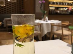 兰花绿芽茶-若蘭慈·无国界素食料理(欢乐海岸店)