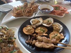 -覃记海鲜美食餐厅