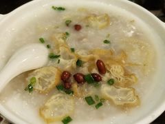 荔湾艇仔粥-卓粤拉肠(红庙店)