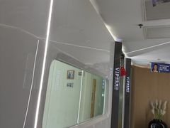 -极光口腔·矫正种植修复(锦江店)