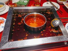 -二荆条·蜀鲜汇城市森林火锅