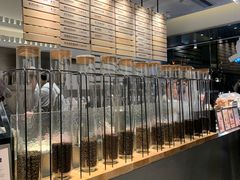 -喜茶(上海打浦桥日月光gelato lab+店)