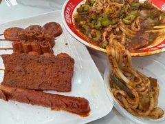 -滴滋味·新疆炒米粉·炒三凉(乌市总店)