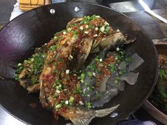 -二厨·吊桥小院·脆皮烧鸡公·本地农家菜(沿江西路店)