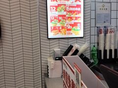 -华莱士·全鸡汉堡(郭巷3店)