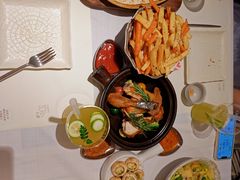 -春树下·树屋花房西餐厅(罍街AS1980店)