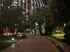 -三亚湾海居铂尔曼度假酒店