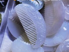 -源胜陶瓷玉石工艺街(康王中路)