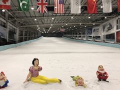 -乔波室内滑雪场