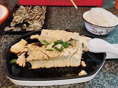 -路边边地标烧烤·川菜·小龙虾·音乐酒馆(良乡长虹店)