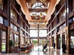 -三亚湾海居铂尔曼度假酒店