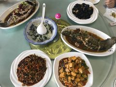 -镜泊湖聚仙楼鱼馆