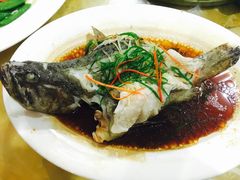 -鑫悦楼煎蟹·16年海鲜大排档
