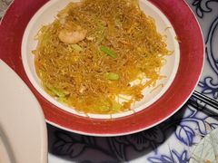 -卢大鲜鱼头捞饭(美利广场店)