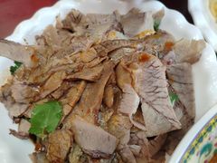 -金杨拉面王小吃面馆·牛三宝面·红烧牛肉粉