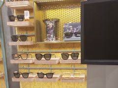 -MUJOSH木九十眼镜(月星环球港B1店)