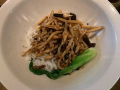 -漆黑觉米粉(三里屯店)