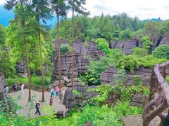 -梭布垭石林景区