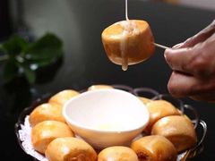 黄金小馒头-台山侨雅海鲜粥底火锅(台山侨雅花苑店)