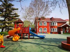 -红黄蓝幼儿园(颐东苑店)