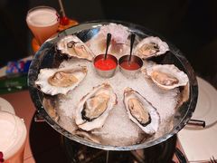 -Oasis Bar & Grill