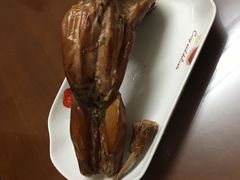 -鑫记婆婆兔·成都特产·兔头手撕兔(太古里店)