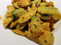 黄瓜拌油条-闫府私房菜·老字号(恒隆店)