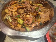 -嘎嘎鸭下巴·爆辣干锅(明教寺店)