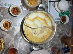 -禄婶鸡煲·打边炉