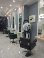 -DL HAIR SALON