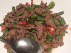 杭椒黄牛肉-新白鹿餐厅(松江开元地中海店)