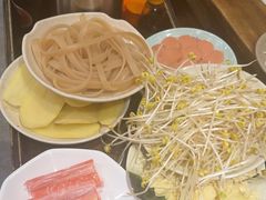 -肖肖酸萝卜鱼火锅(总店)