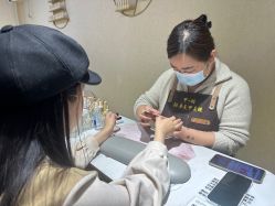 -甲·铺轻奢美甲美睫