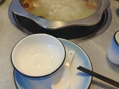 -光头药膳鸡(莱茵小镇店)