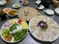 -官塘陈记鱼生·潮汕砂锅粥·牛肉火锅(潮枫路总店)