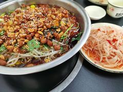 -周良天山牛杂城(天山路总店)