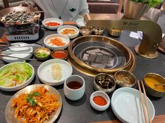-韩白山·朝鲜族烤牛肉·酱蟹(长宁龙之梦店)